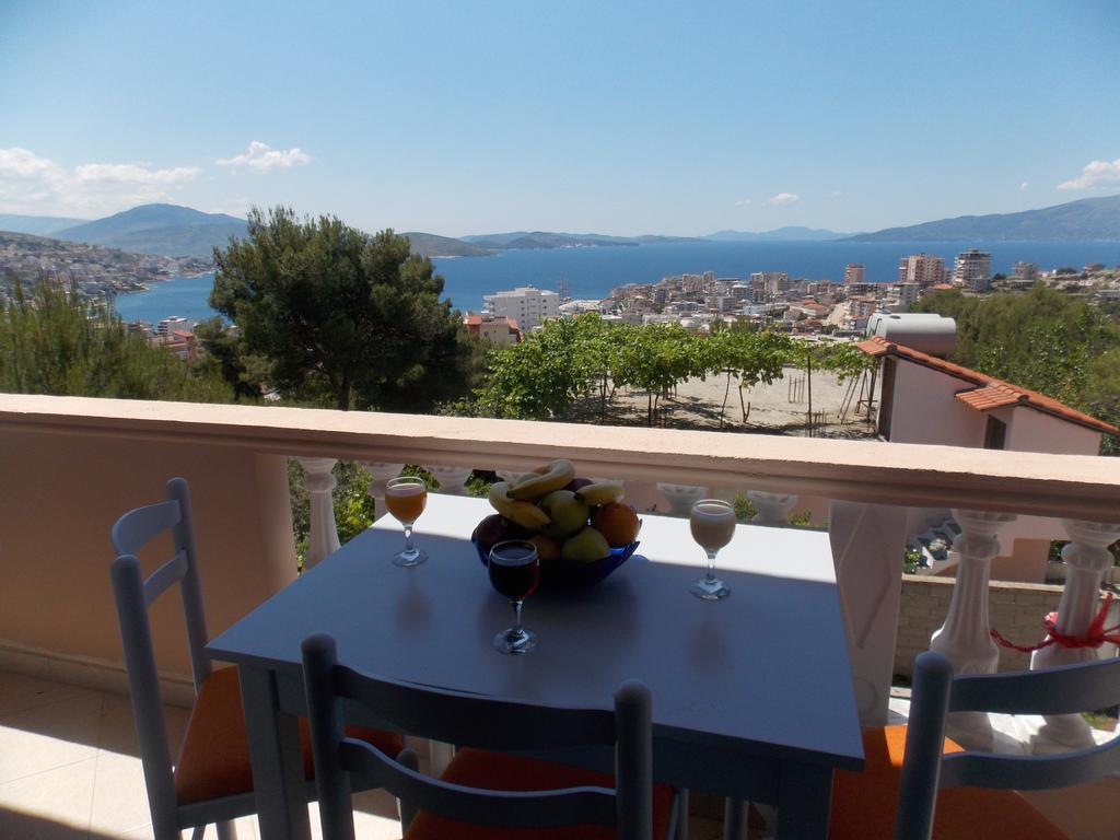 Guest House Vila Bega Sarandë Buitenkant foto